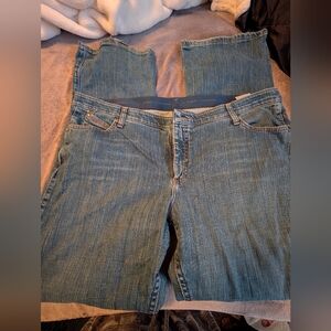 Wrangler Q Baby 19/20x34